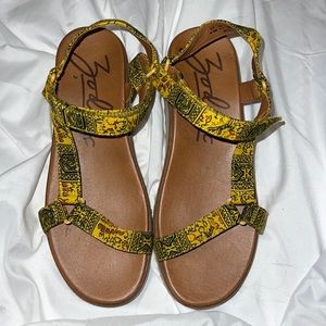 Zodiac platform Sandals